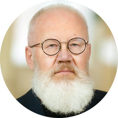 Home ПРОТОПОПОВ Юрий Иванович, главный врач стоматологии Евромед